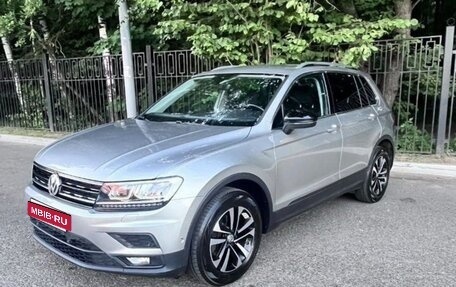 Volkswagen Tiguan II, 2019 год, 2 139 999 рублей, 1 фотография