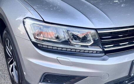 Volkswagen Tiguan II, 2019 год, 2 139 999 рублей, 7 фотография