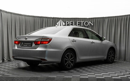 Toyota Camry, 2017 год, 2 400 000 рублей, 5 фотография