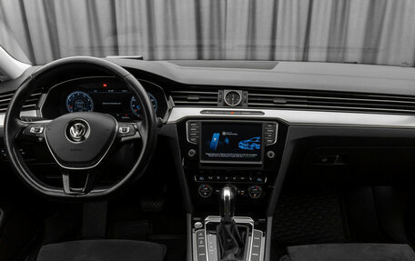 Volkswagen Passat B8 рестайлинг, 2015 год, 1 750 000 рублей, 8 фотография