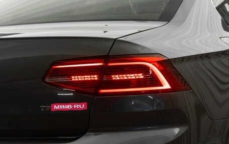 Volkswagen Passat B8 рестайлинг, 2015 год, 1 750 000 рублей, 25 фотография