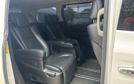 Toyota Alphard III, 2012 год, 2 500 000 рублей, 18 фотография