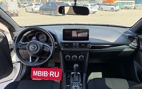Mazda CX-4, 2023 год, 1 630 111 рублей, 10 фотография