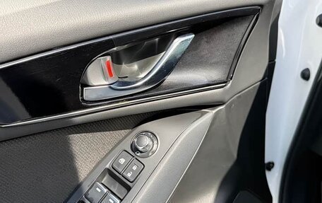 Mazda CX-4, 2023 год, 1 630 111 рублей, 19 фотография