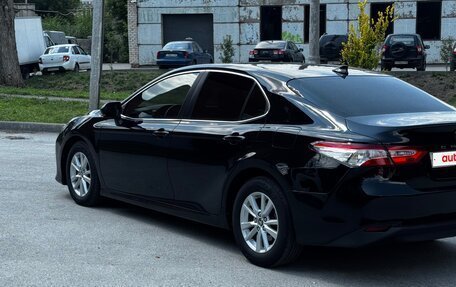 Toyota Camry, 2020 год, 2 150 000 рублей, 2 фотография