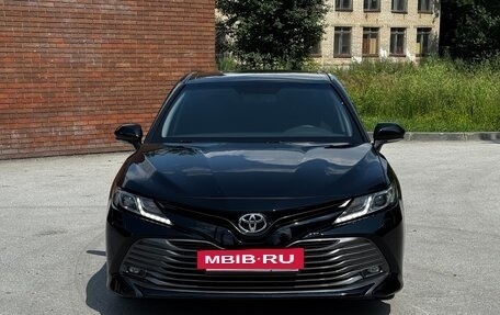 Toyota Camry, 2020 год, 2 150 000 рублей, 4 фотография