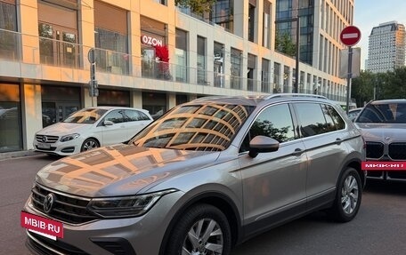 Volkswagen Tiguan II, 2021 год, 2 750 000 рублей, 4 фотография