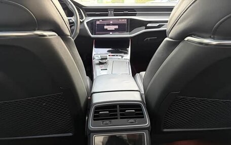 Audi A6, 2023 год, 4 050 000 рублей, 13 фотография