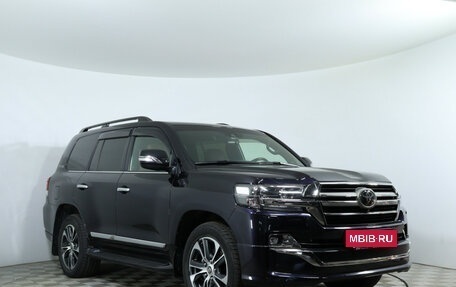 Toyota Land Cruiser 200, 2019 год, 9 900 000 рублей, 4 фотография