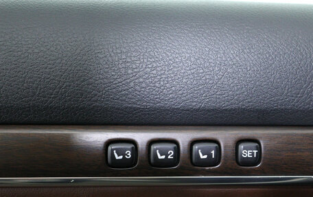 Toyota Land Cruiser 200, 2019 год, 9 900 000 рублей, 20 фотография