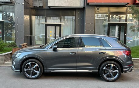 Audi Q3, 2022 год, 2 800 000 рублей, 5 фотография