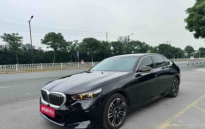 BMW 5 серия, 2026 год, 5 800 000 рублей, 1 фотография