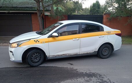 KIA Rio IV, 2018 год, 425 000 рублей, 1 фотография