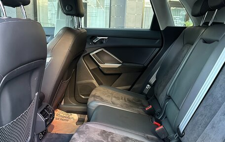 Audi Q3, 2022 год, 2 800 000 рублей, 25 фотография