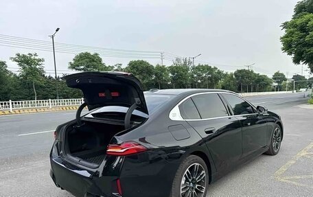 BMW 5 серия, 2026 год, 5 800 000 рублей, 9 фотография