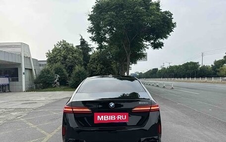 BMW 5 серия, 2026 год, 5 800 000 рублей, 6 фотография