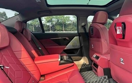BMW 5 серия, 2026 год, 5 800 000 рублей, 16 фотография