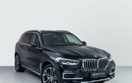BMW X5, 2019 год, 5 897 000 рублей, 3 фотография