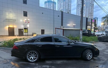 Mercedes-Benz CLS, 2005 год, 800 000 рублей, 3 фотография