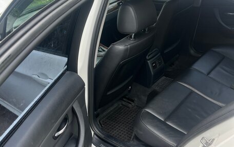 BMW 3 серия, 2011 год, 950 000 рублей, 10 фотография