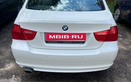 BMW 3 серия, 2011 год, 950 000 рублей, 3 фотография