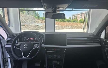 Volkswagen Tiguan II, 2023 год, 2 083 000 рублей, 11 фотография