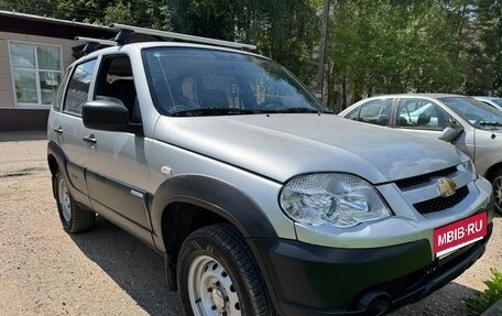 Chevrolet Niva I рестайлинг, 2012 год, 470 000 рублей, 1 фотография