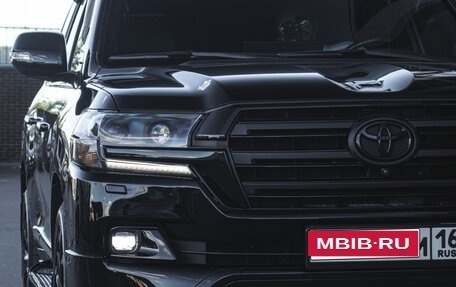 Toyota Land Cruiser 200, 2015 год, 4 999 000 рублей, 1 фотография