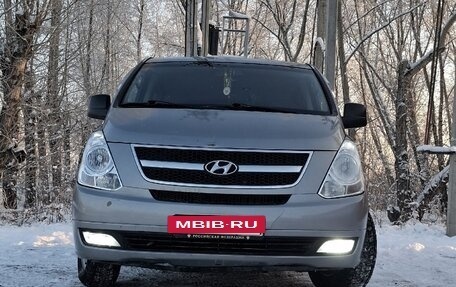 Hyundai Grand Starex Grand Starex I рестайлинг 2, 2011 год, 1 600 000 рублей, 16 фотография