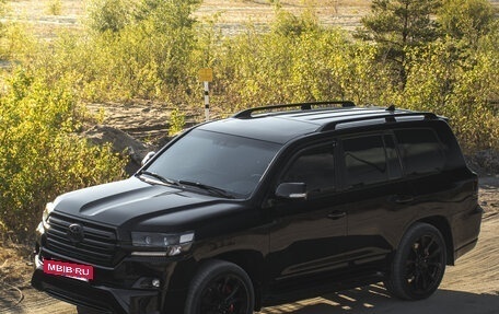 Toyota Land Cruiser 200, 2015 год, 4 999 000 рублей, 14 фотография