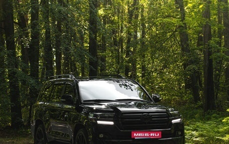 Toyota Land Cruiser 200, 2015 год, 4 999 000 рублей, 27 фотография