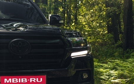 Toyota Land Cruiser 200, 2015 год, 4 999 000 рублей, 26 фотография