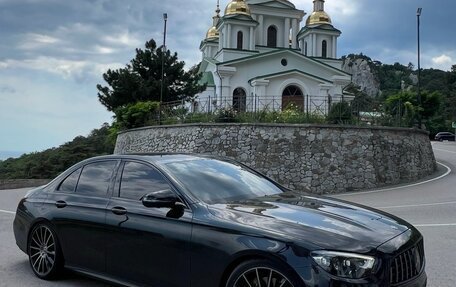 Mercedes-Benz E-Класс, 2020 год, 4 700 000 рублей, 5 фотография