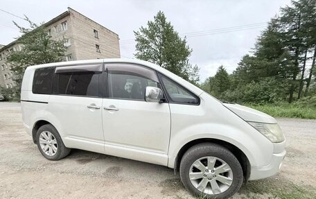 Mitsubishi Delica D:5 I, 2010 год, 2 100 000 рублей, 4 фотография