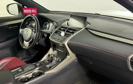 Lexus NX I, 2017 год, 3 099 000 рублей, 14 фотография