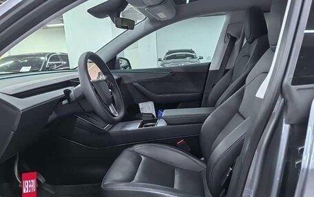 Tesla Model Y I, 2025 год, 7 700 000 рублей, 11 фотография