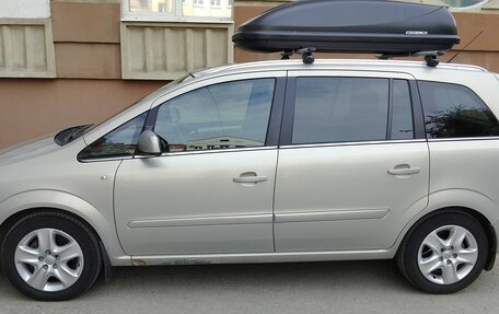 Opel Zafira B, 2011 год, 750 000 рублей, 4 фотография