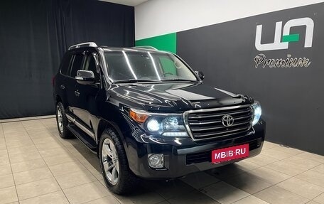 Toyota Land Cruiser 200, 2015 год, 3 800 000 рублей, 1 фотография