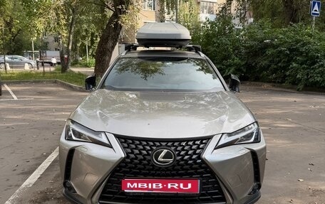 Lexus UX I, 2021 год, 3 200 000 рублей, 1 фотография