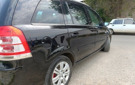 Opel Zafira B, 2008 год, 800 000 рублей, 3 фотография