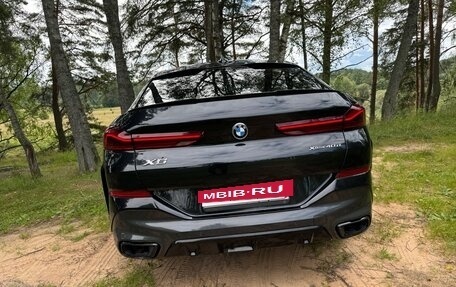 BMW X6, 2021 год, 24 фотография