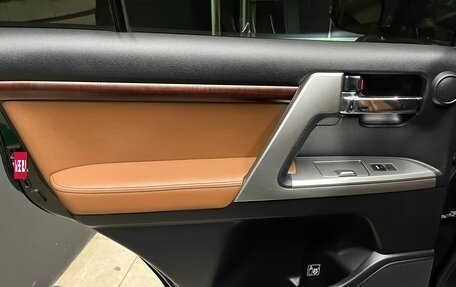 Toyota Land Cruiser 200, 2015 год, 3 800 000 рублей, 12 фотография