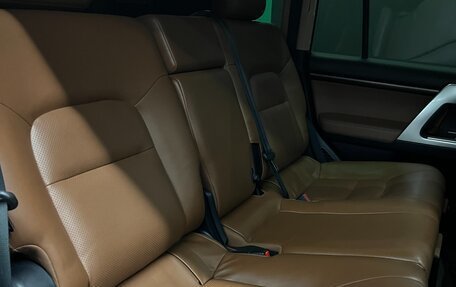 Toyota Land Cruiser 200, 2015 год, 3 800 000 рублей, 22 фотография