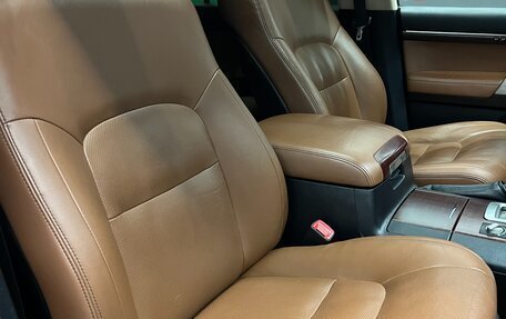 Toyota Land Cruiser 200, 2015 год, 3 800 000 рублей, 25 фотография
