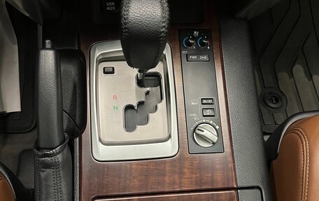 Toyota Land Cruiser 200, 2015 год, 3 800 000 рублей, 28 фотография