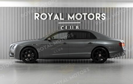 Bentley Flying Spur II, 2018 год, 8 990 000 рублей, 3 фотография