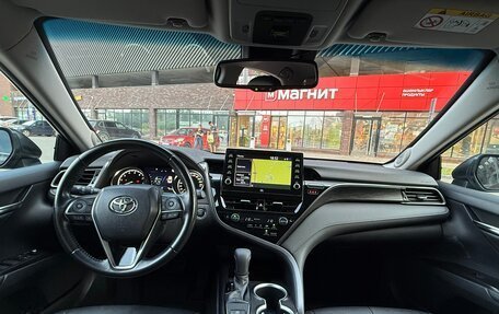 Toyota Camry, 2021 год, 3 650 000 рублей, 8 фотография