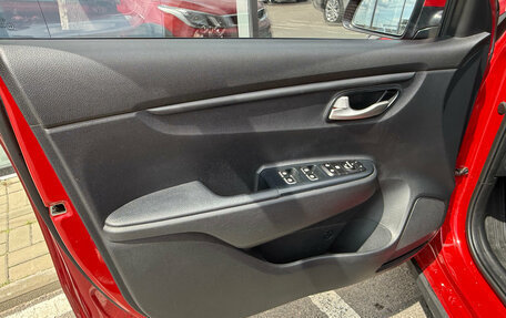 KIA Rio IV, 2018 год, 1 333 000 рублей, 18 фотография