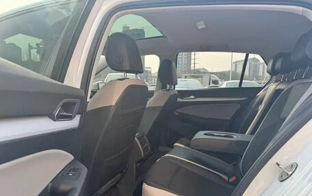 Volkswagen Golf VIII, 2022 год, 1 663 000 рублей, 6 фотография