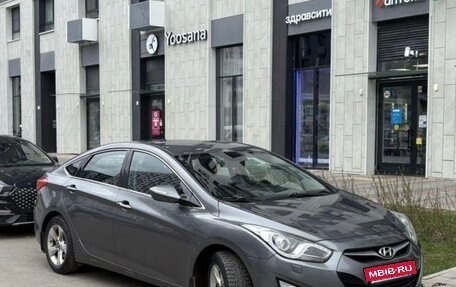 Hyundai i40 I рестайлинг, 2013 год, 900 000 рублей, 2 фотография